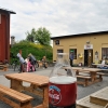 Retros Röda hus och Värmecentralen i vilka det finns gott om fikarum.