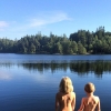 Bild från Norra Långvattnet av @lisawerner - Älskade små badtokar! 