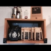 Alla KAFFEÄLSKARE se hit! Nytt på hyllan! Rostmästarens bistrokaffe, ett kraftigt, kryddigt kaffe med lång och balanserad eftersmak, 250g hela bönor. Rostmästarens specialkaffe, ett fylligt, mustigt kaffe med söt karaktär som lämnar en behaglig eftersmak,