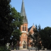 Kyrkan byggd i nygotisk stil och har fasad i rött maskinslaget tegel Augusti 2010