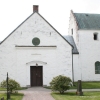 Kviinge kyrka i ett annat perspektiv.