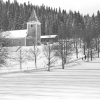 Äldre bild av Hillsands kepell taget 1964 När kyrkoallen ännu fanns och området inte var igenväxt 