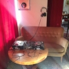 Så är dj-soffan redo för söndagens brunch-jockey, allas vår Hövding Hateff som bjuder upp till musikmys på mjuka poppiga tongångar som du (alldeles för) sällan hört förut. Välkomna att mumsa och mysa från 11.30!