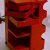 Portable storage system, formgiven 1969.
Snyggare och mer praktisk kontorsförvaring får man leta efter. Ett ex finns representerad på Museum of Modern Art i New York.