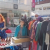 Eva (owner of Dreamers..) setting up 