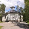 21 juli 2012. Man har tydligen grävt i marken runt kyrkan, men inga spår av pågående renovering....