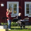 Nu är det dags för Carlssonz att komma till Kaffe & Kackels musikkväll. Det sker den 31 juli kl 18.00-20.00. 2 glada killar sjunger och spelar för er. Välkomna!
