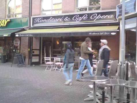 Cake Center