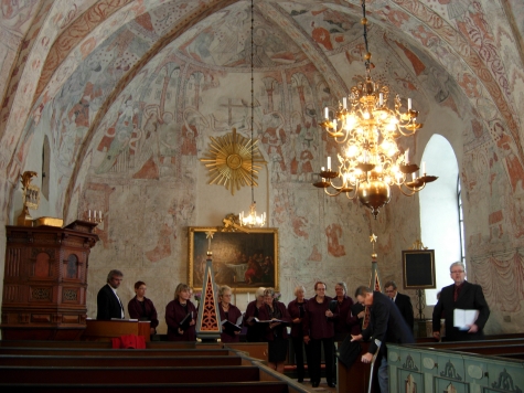 Morkarla kyrka