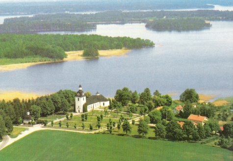 Skedevi kyrka