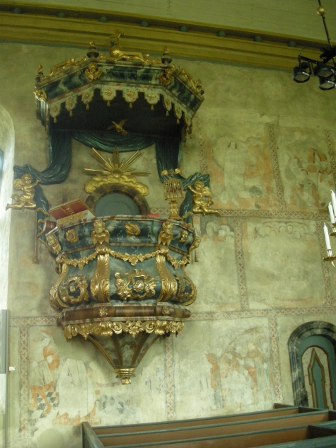 Ovikens gamla kyrka