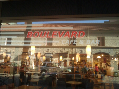 Boulevard cafe och bar