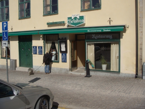 Brinken, Restaurang