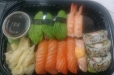 Stor Sushi 14 bitar efter eget önskemål