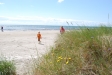 Borrbystrand alldeles intill campingen.