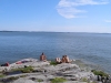 Bra badmöjligheter från klippor och små sandstränder