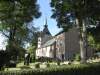 Kyrka från 1100-talet som har byggts om och till 