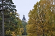 Vårdnäs kyrka sedd från Stiftsgården