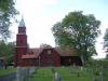 Trankil kyrka sedd från söder