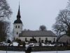 Bro kyrka sedd från sidan