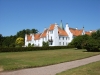 Bosjökloster med klosterkyrkan