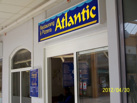 Atlantic Pizzeria och Restaurang i Vivalla Centrum