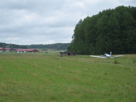 Stora Sundby flygfält