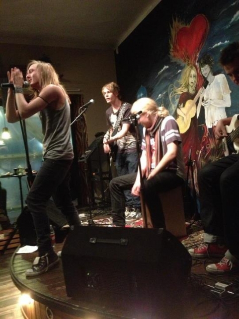 Café Peace and Love