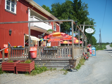Eldtomta Café och Butik