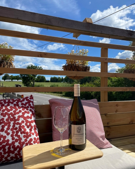 Eldtomta Café och Butik