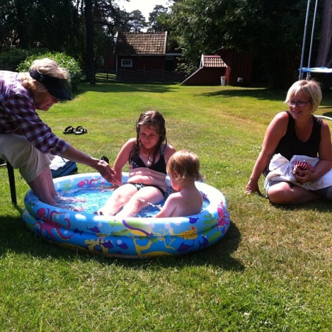 Campingkartan Se First Camp Okno Monsteras Bild Av Gusoot Trangt I Poolen