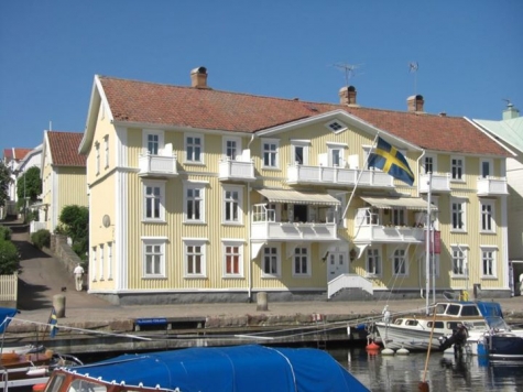 Marstrands Varmbadhus, Båtellet