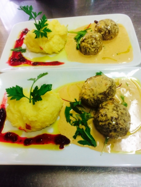 Momento Coffee and Food