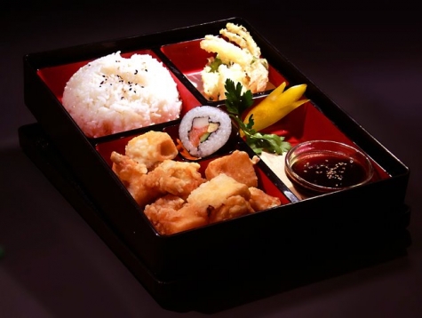 Ayakos Sushi