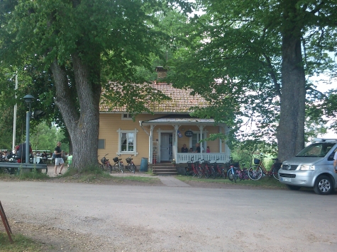 Hajstorp Slusscafé & Vandrarhem