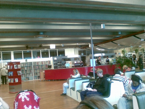 Bibliotek Plattan, Kulturhuset