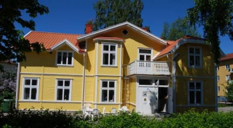 STF Trollhättan, Gula Villan