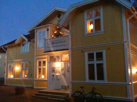 STF Trollhättan, Gula Villan