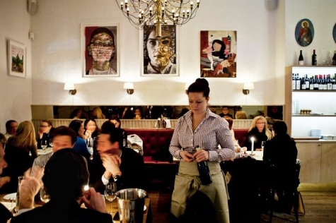 Nybrogatan 38, Kvarterskrog och Barservering