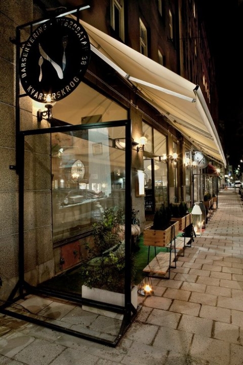 Nybrogatan 38, Kvarterskrog och Barservering