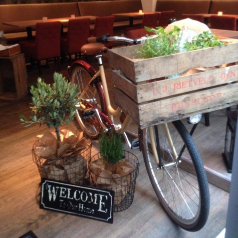 Bistro Ett Rum och Kök