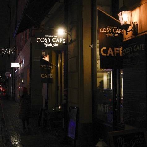 Cosy Cafe
