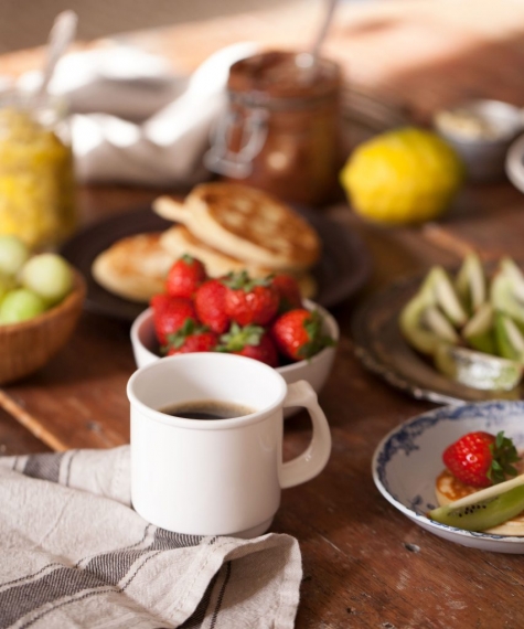 Hang and Breakfast (tree tents)