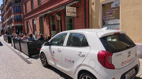 Arom Indisk Restaurang och Bar