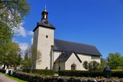 Överjärna kyrka