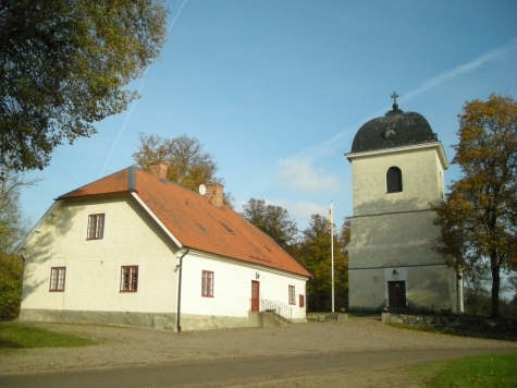 Hyltinge kyrka