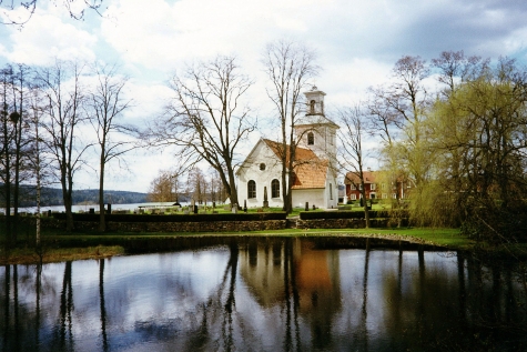 Ramkvilla kyrka