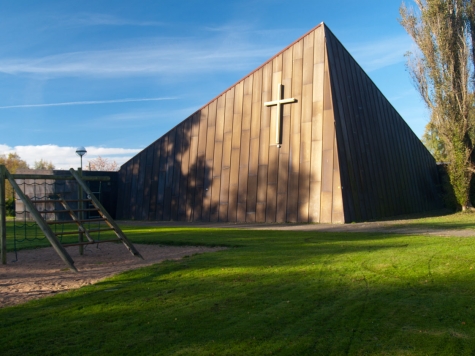 Vallås kyrka