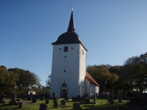 Vallda kyrka