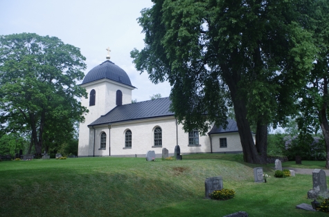 Kvarsebo kyrka